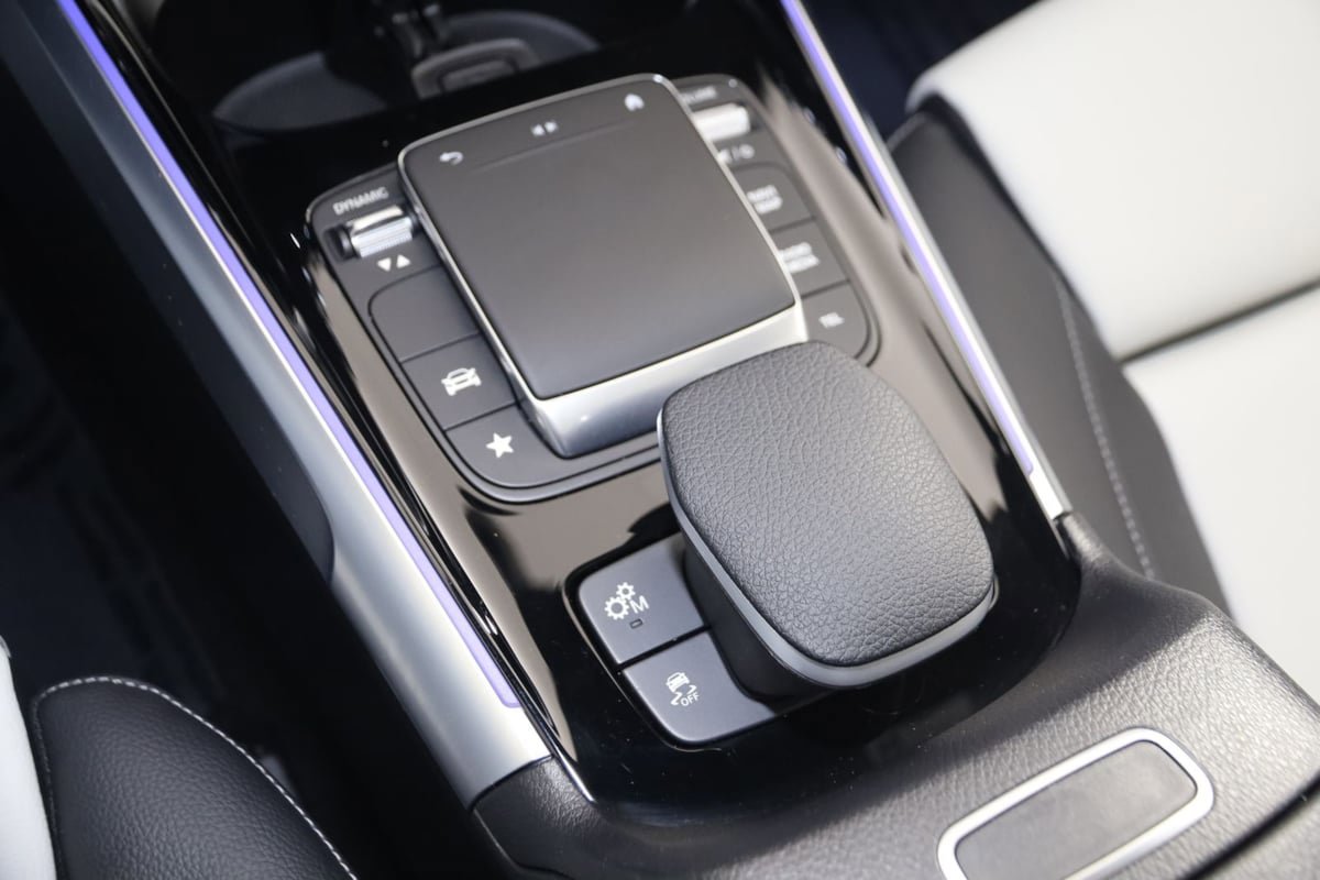 Used 2022 Mercedes-Benz GLB 35 AMG 4MATIC image 31