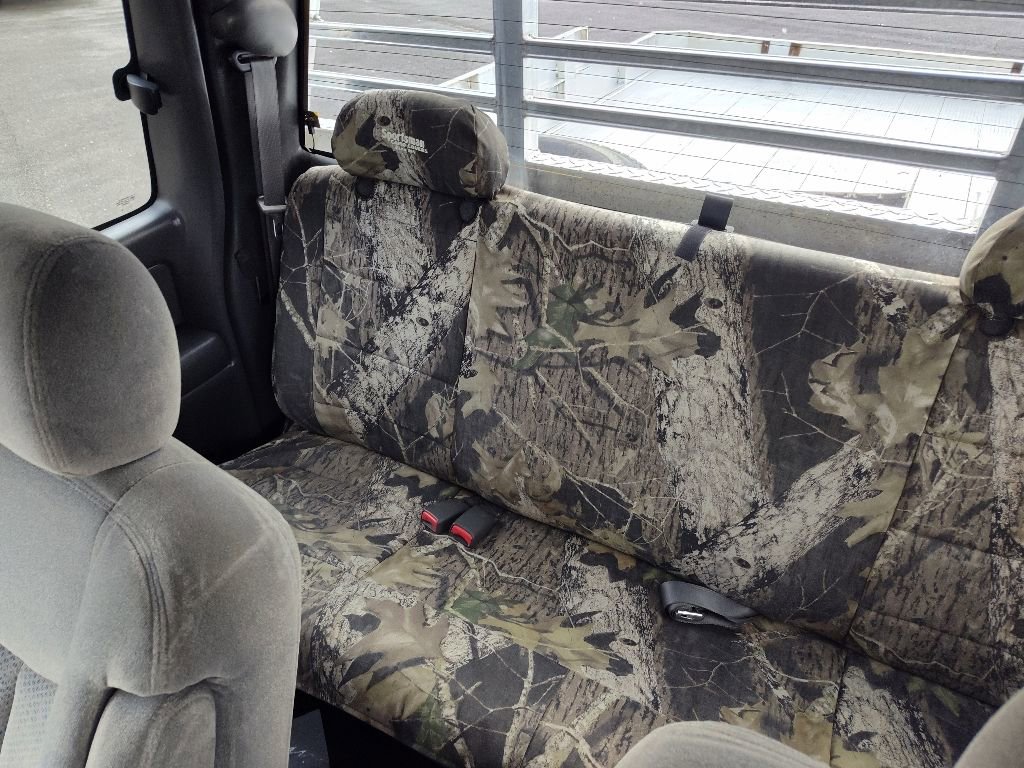 Used 2005 Chevrolet Silverado 3500 LS w/ Heavy-Duty Power Package image 22