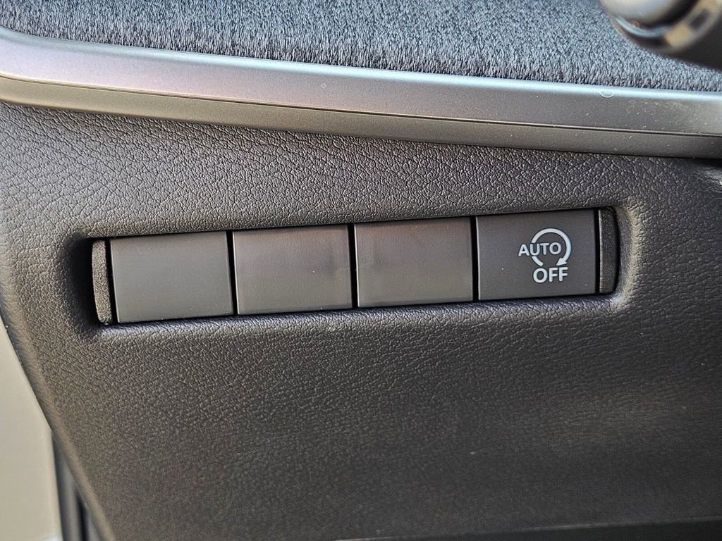 New 2026 Nissan Kicks S image 25