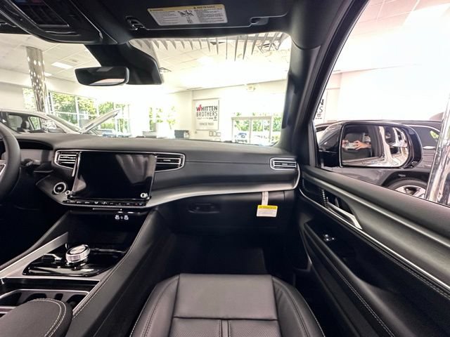 New 2026 Jeep Grand Wagoneer Limited w/ Premium Group II AWD/4WD image 26