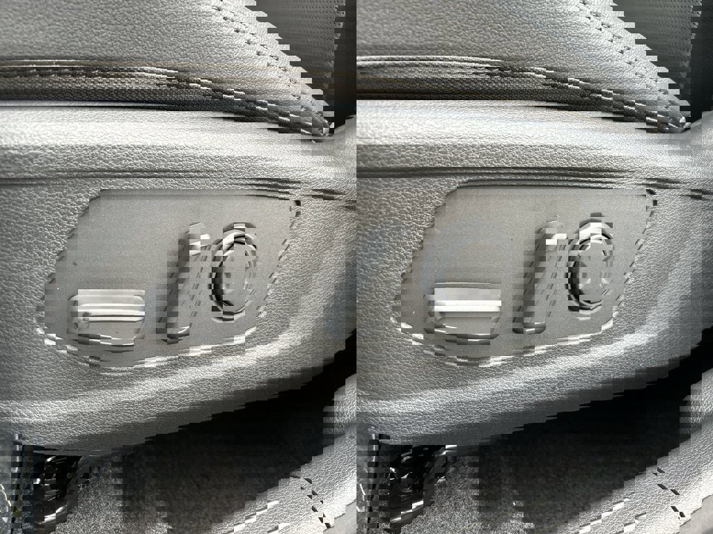 New 2026 Kia Sportage EX w/ EX Panoramic Sunroof Package image 19