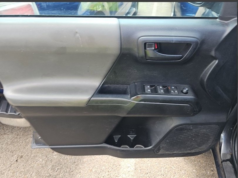 Used 2021 Toyota Tacoma SR image 22