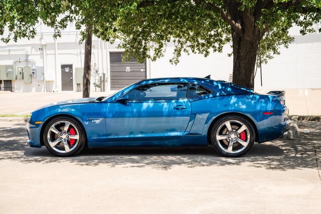 Used 2010 Chevrolet Camaro SS w/ RS Package RWD image 33
