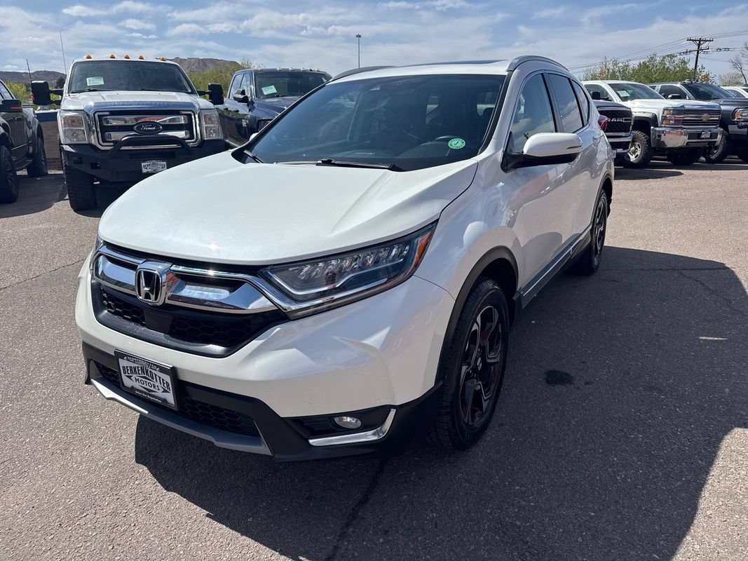 Used 2018 Honda CR-V Touring image 3