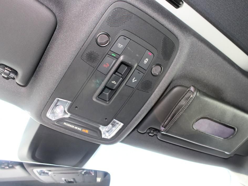 Used 2024 Audi RS 3 w/ Black Optic Plus Package image 35