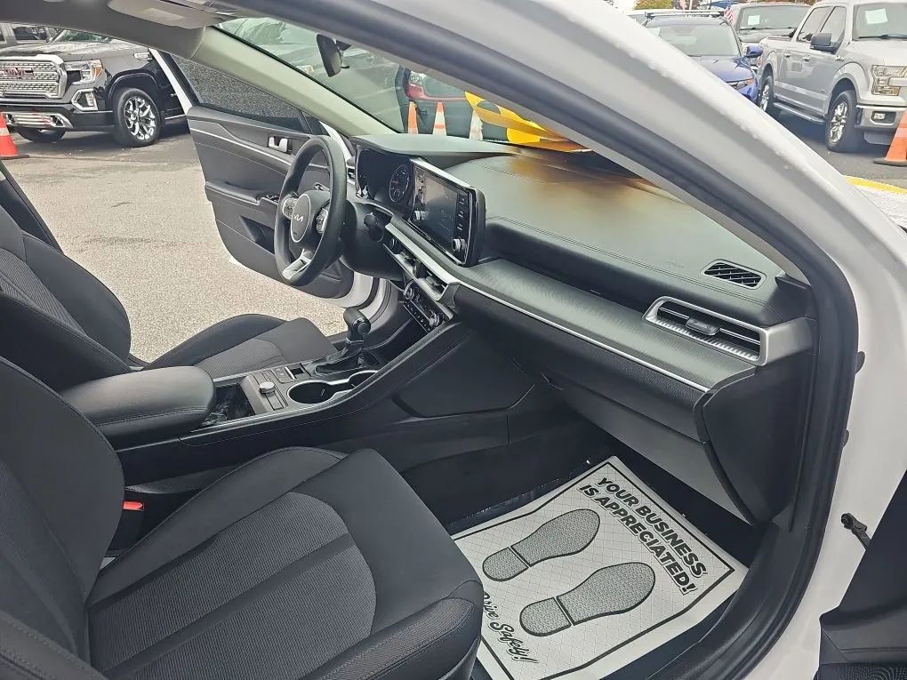 Used 2022 Kia K5 LXS image 15