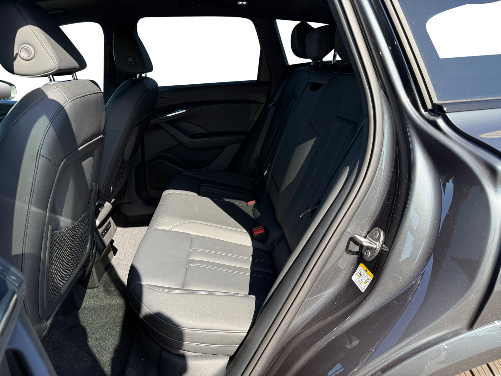 New 2027 Audi Q6 e-tron Premium AWD/4WD image 16