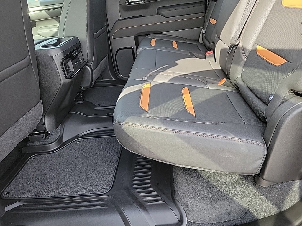 New 2026 GMC Sierra 1500 AT4 w/ AT4 Premium Package image 5