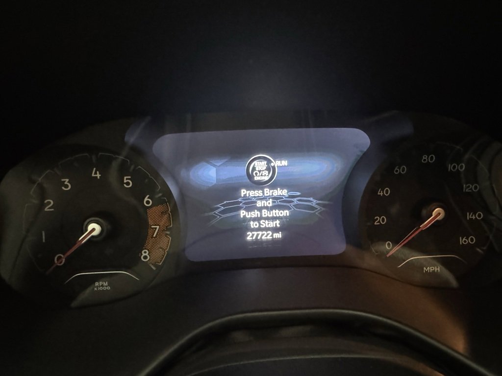 Used 2023 Jeep Compass Latitude image 18