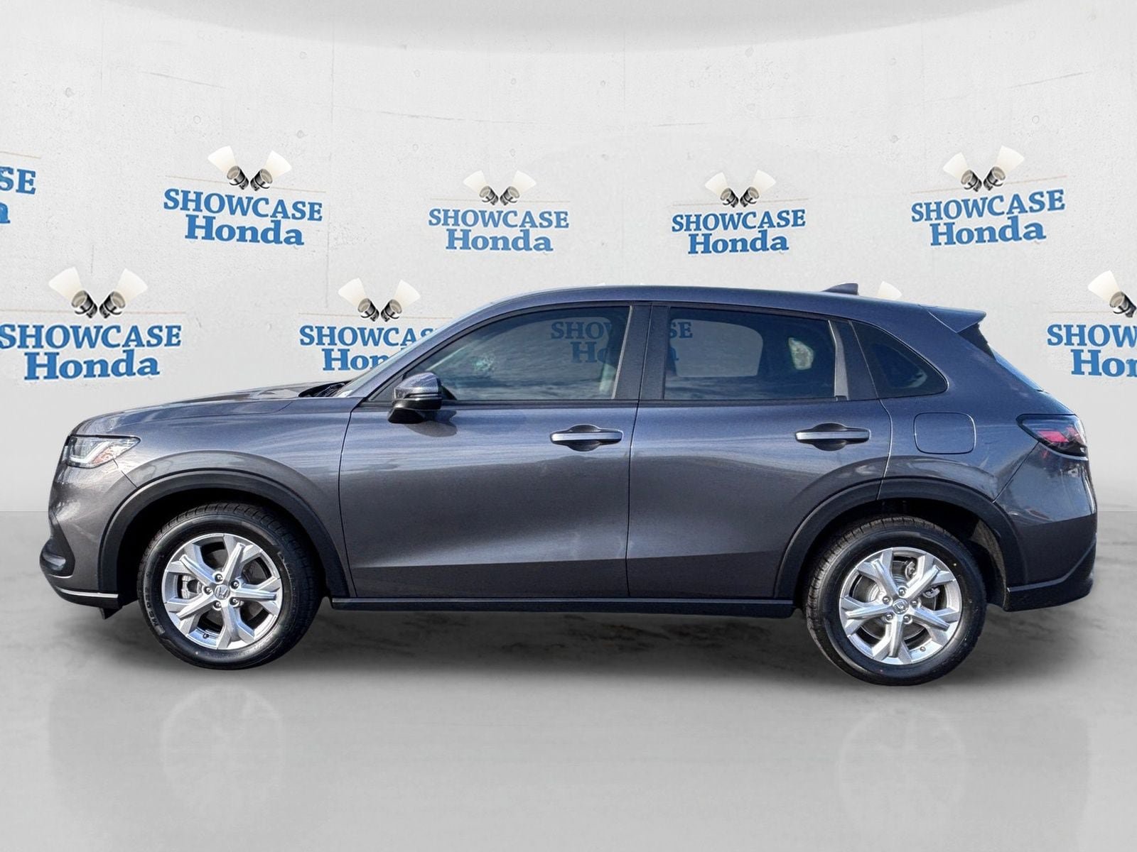 Certified 2024 Honda HR-V LX image 4