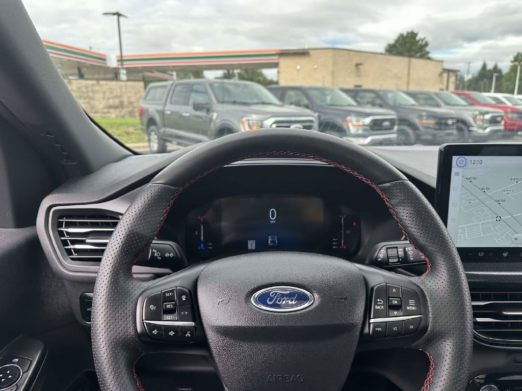 Certified 2024 Ford Escape ST-Line w/ Tech Pack #1 AWD/4WD image 18