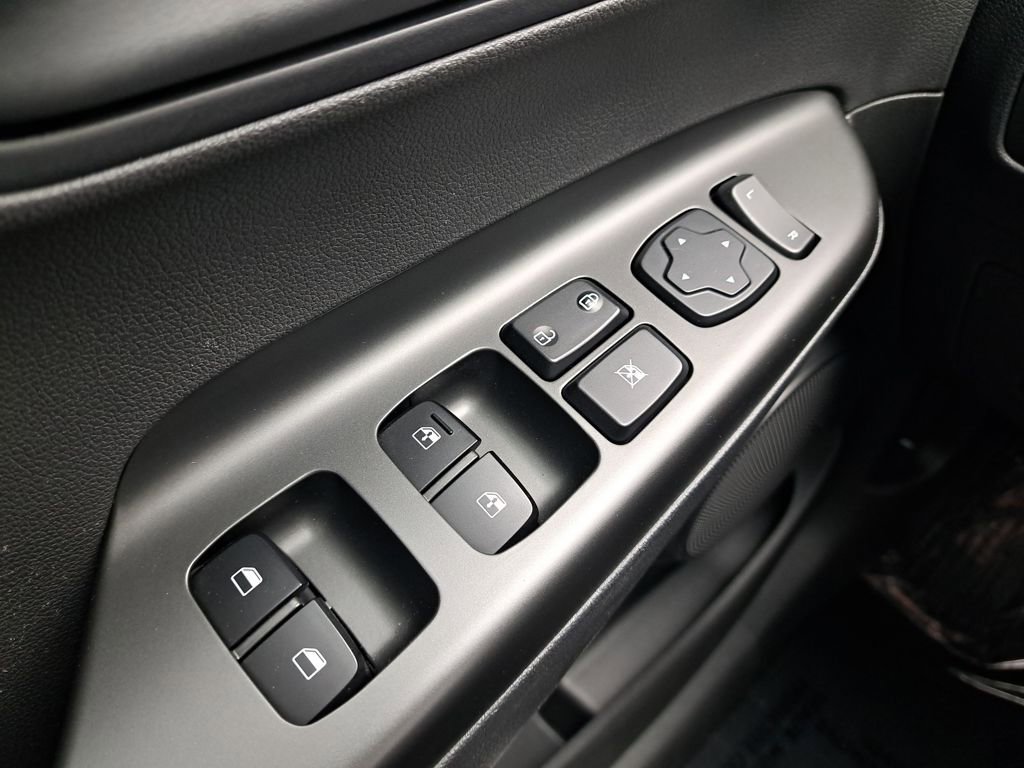 Used 2020 Hyundai Kona SEL Plus image 26