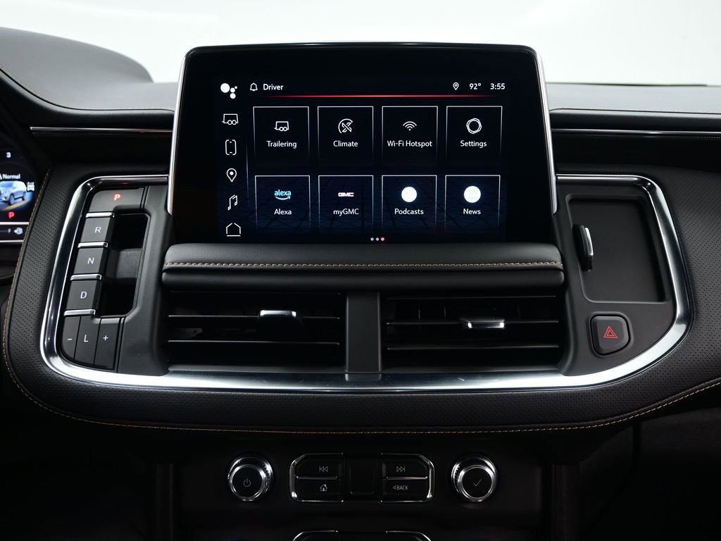 Used 2024 GMC Yukon XL AT4 w/ Technology Package image 25
