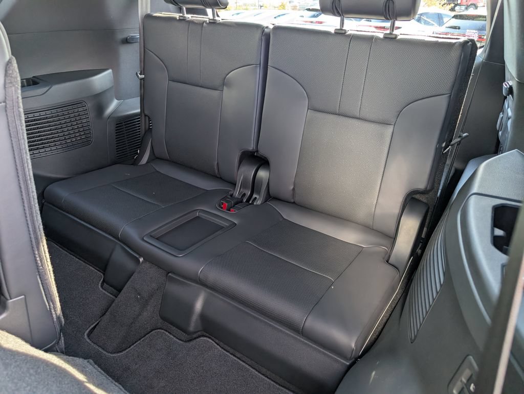 New 2025 Lexus LX 700h Luxury AWD/4WD image 12