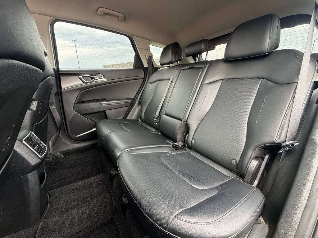 Used 2024 Kia Sportage EX FWD image 24