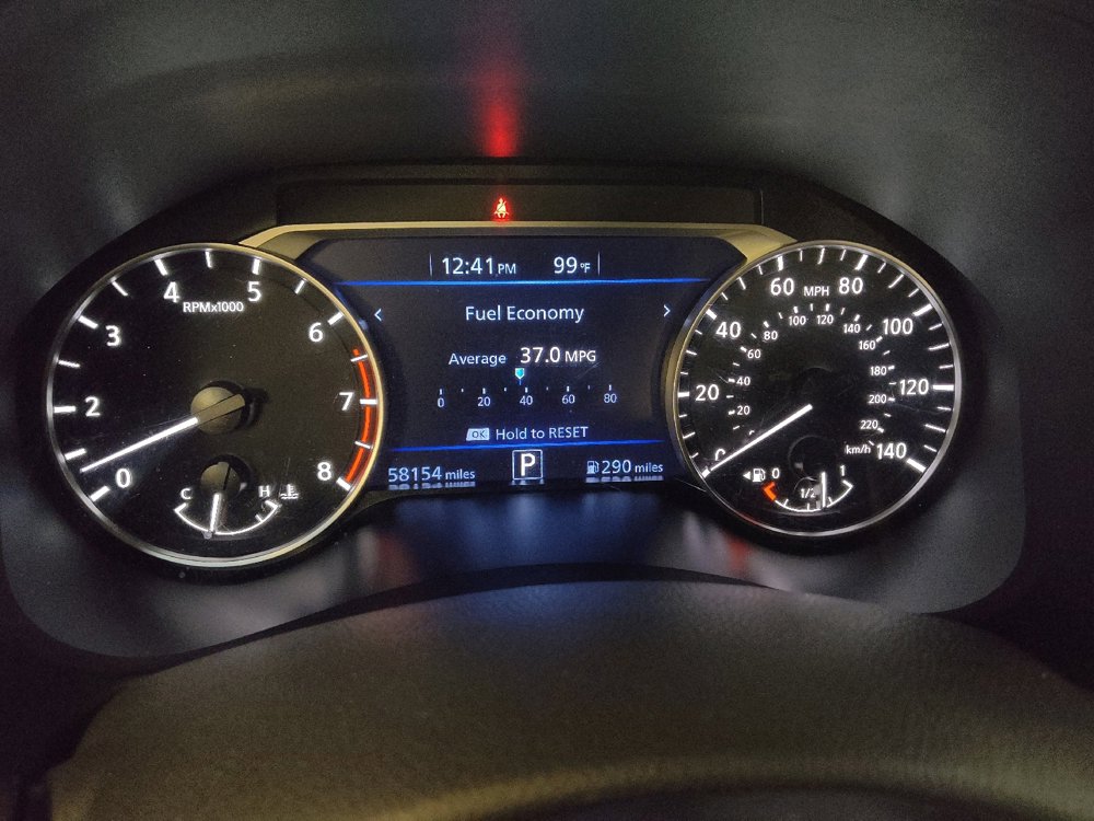 Used 2024 Nissan Altima 2.5 SV image 23