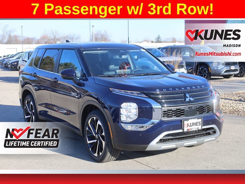 New 2025 Mitsubishi Outlander SE