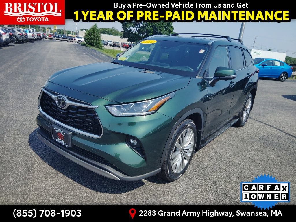 Used 2023 Toyota Highlander Platinum AWD/4WD image 3