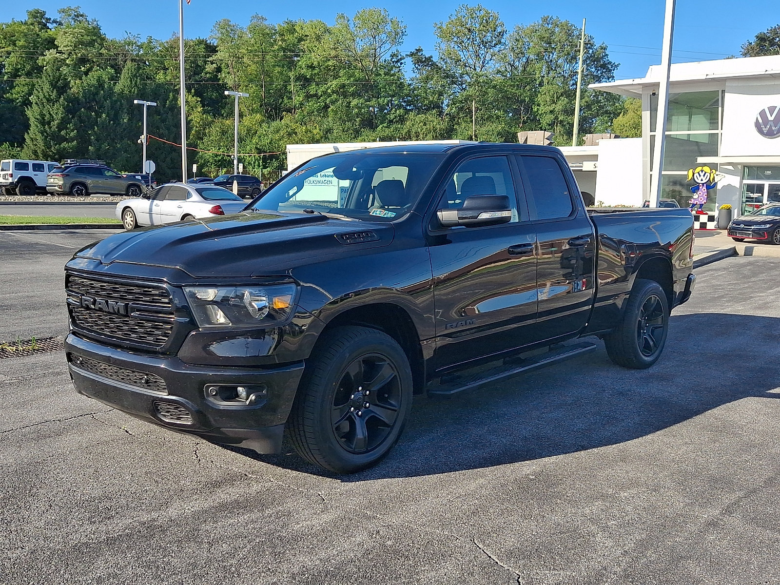 Used 2022 RAM 1500 Big Horn AWD/4WD image 3
