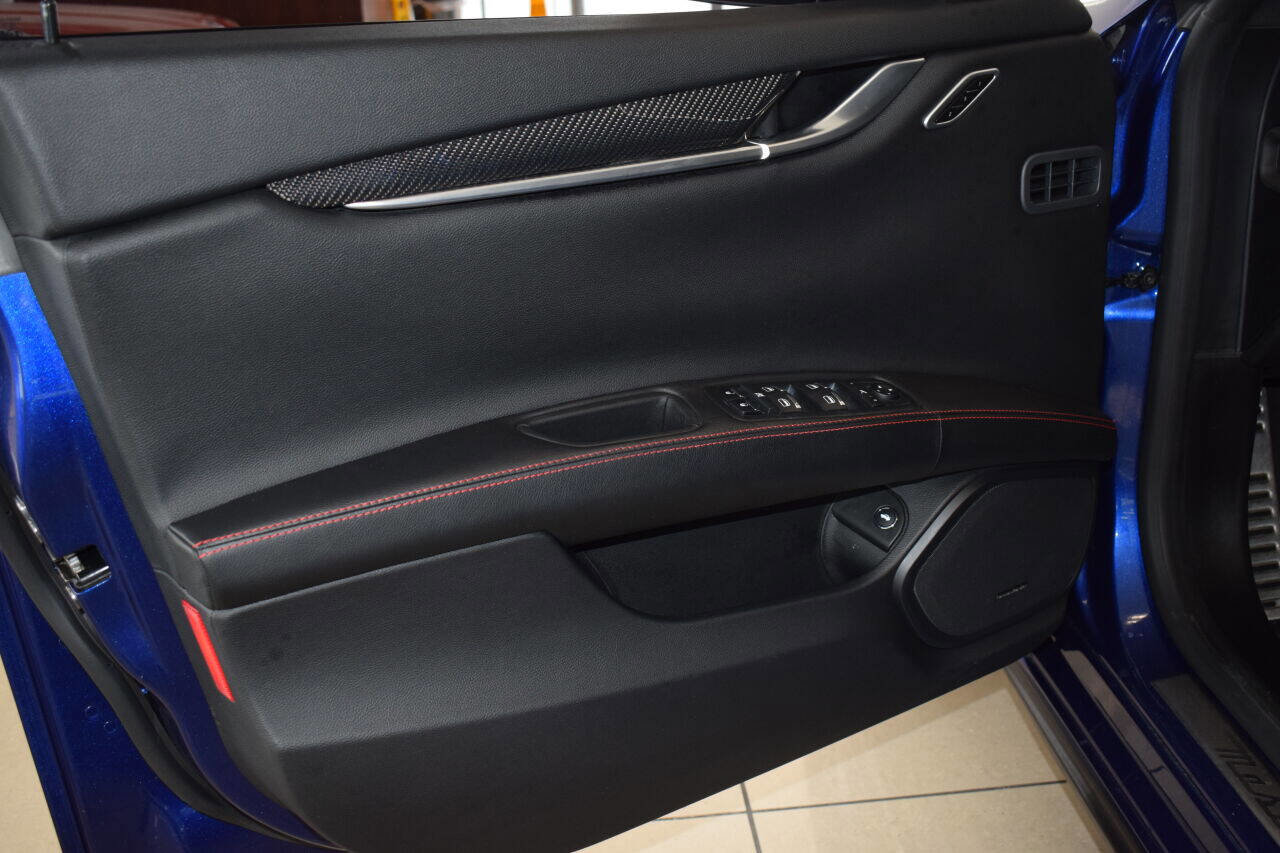 Used 2016 Maserati Ghibli S image 27
