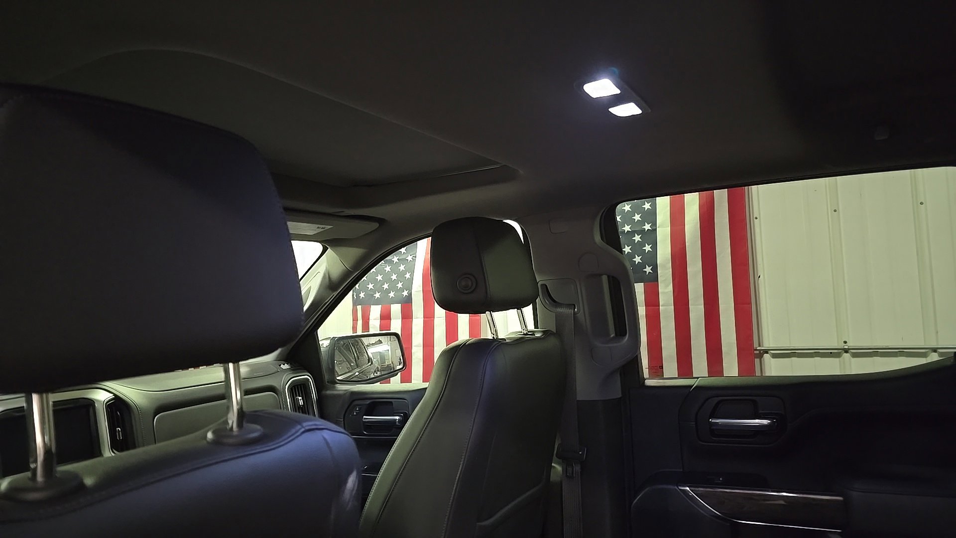 Used 2020 Chevrolet Silverado 1500 LTZ w/ LTZ Premium Package image 15