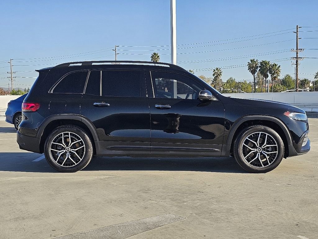 Used 2023 Mercedes-Benz EQB 300 4MATIC image 9