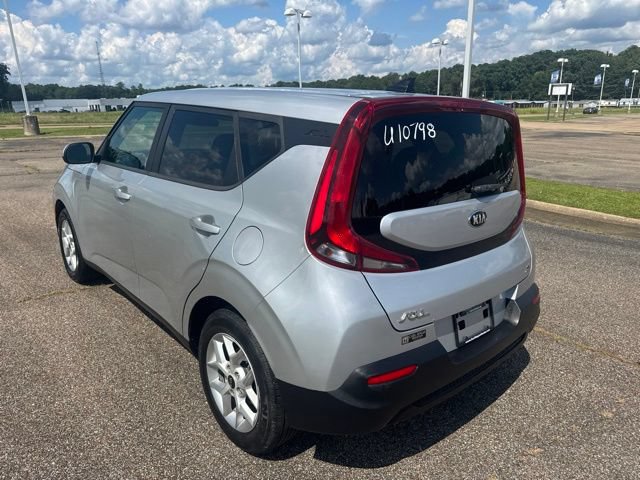 Used 2020 Kia Soul S FWD image 4