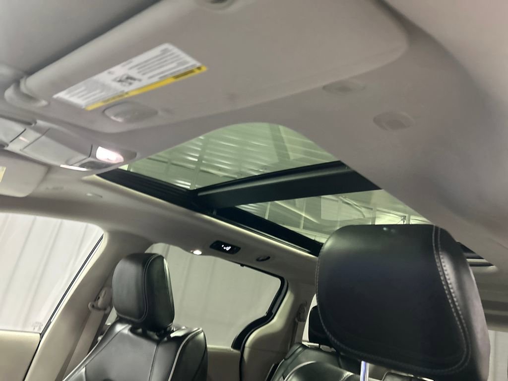 Used 2024 Chrysler Pacifica Limited image 23