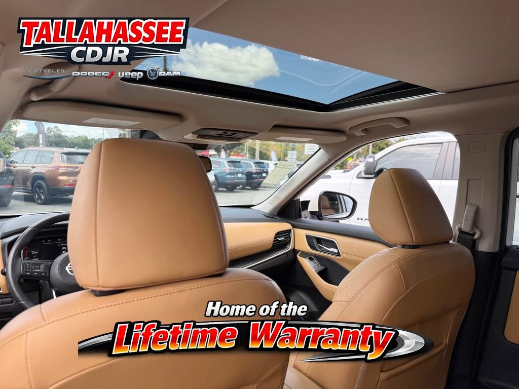 Used 2021 Nissan Rogue Platinum FWD image 31