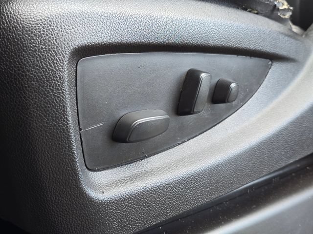 Used 2019 GMC Sierra 2500 SLT w/ Duramax Plus Package AWD/4WD image 24