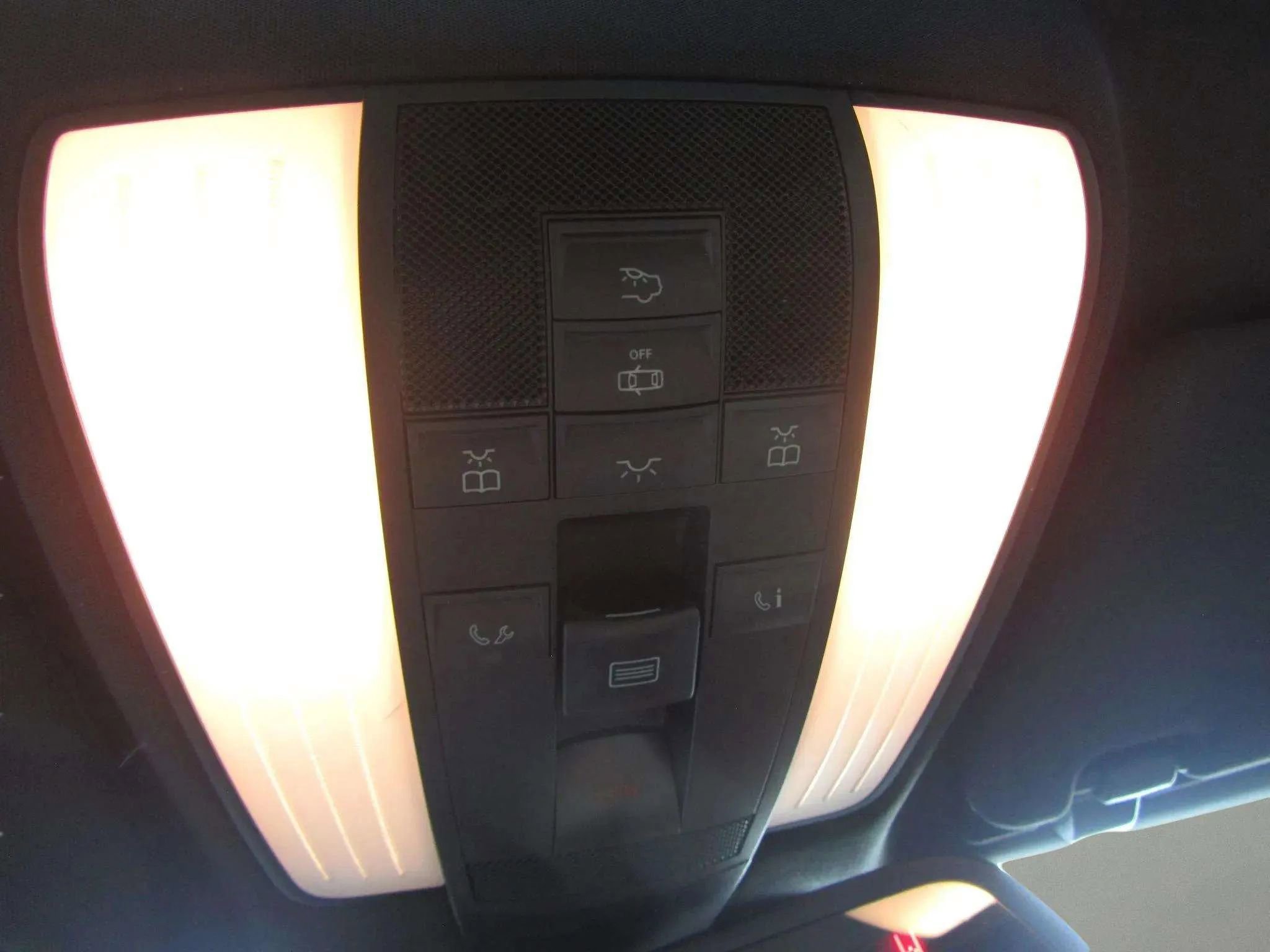 Used 2012 Mercedes-Benz E 350 BlueTEC Sedan image 28