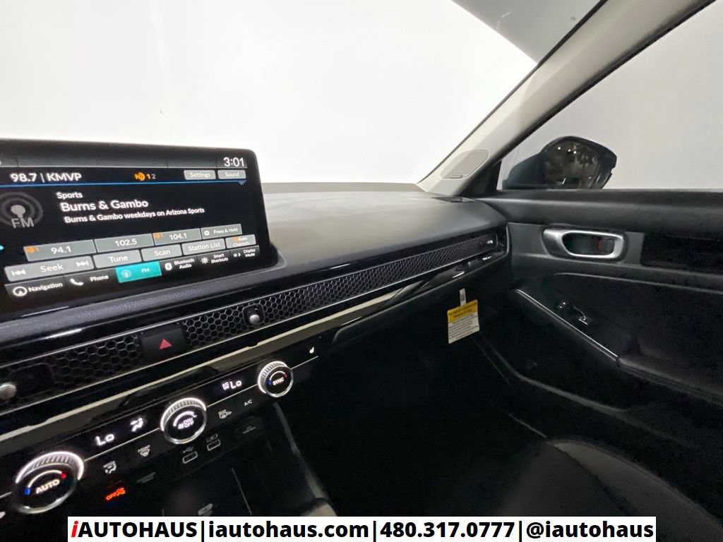 Used 2024 Honda Civic Touring image 29