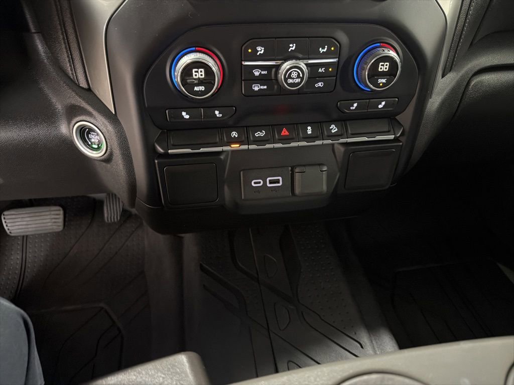 Used 2019 Chevrolet Silverado 1500 RST AWD/4WD image 31