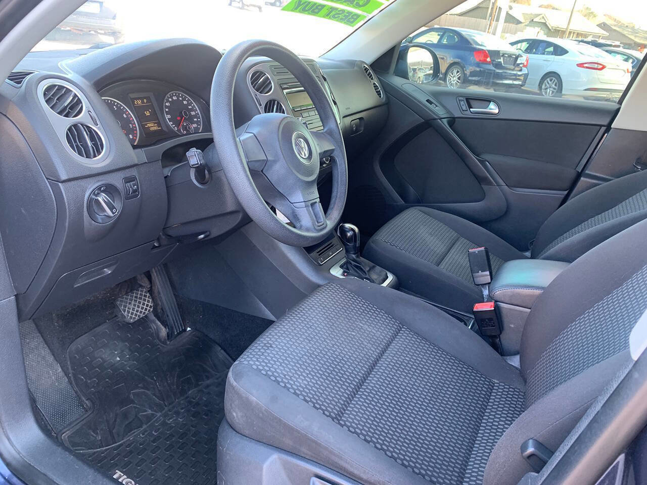 Used 2011 Volkswagen Tiguan SEL image 11