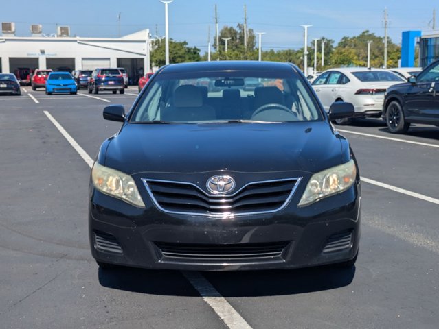 Used 2011 Toyota Camry LE w/ LE Extra-Value Pkg image 2