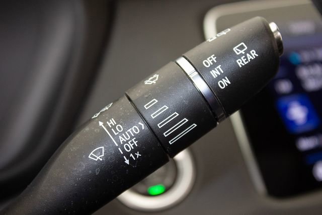 Certified 2023 Cadillac XT4 Premium Luxury w/ Enhanced Visibility Package image 27