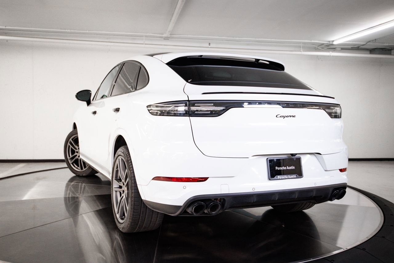 Certified 2023 Porsche Cayenne Platinum Edition AWD/4WD image 3