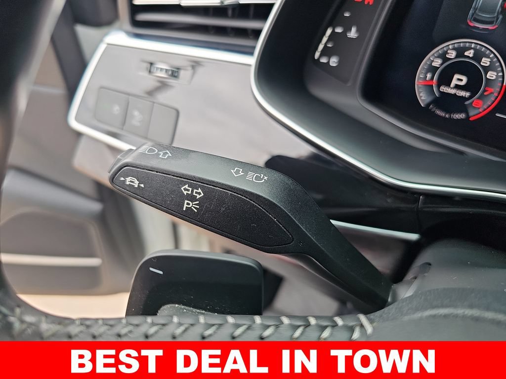Used 2019 Audi Q8 Premium Plus w/ Premium Plus AWD/4WD image 27