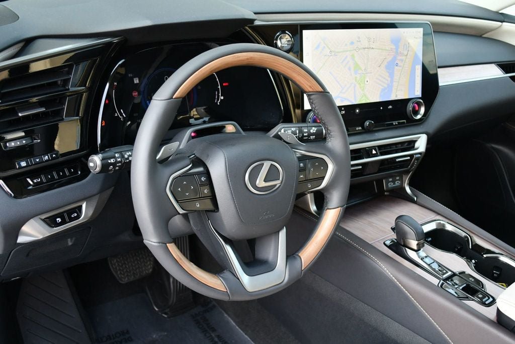 Used 2023 Lexus RX 350 Premium Plus w/ Accessory Package FWD image 37