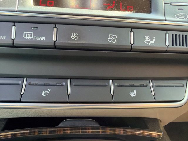 Used 2020 Kia Sorento EX FWD image 22
