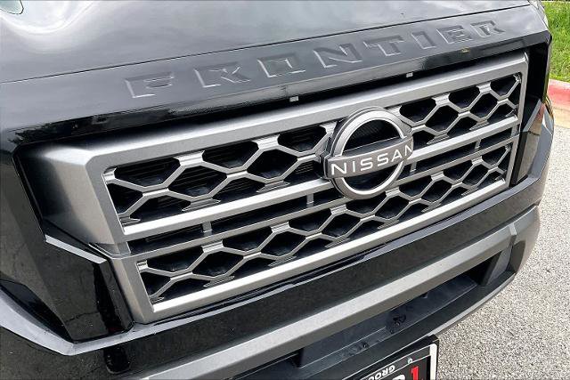 Certified 2022 Nissan Frontier SV RWD image 29