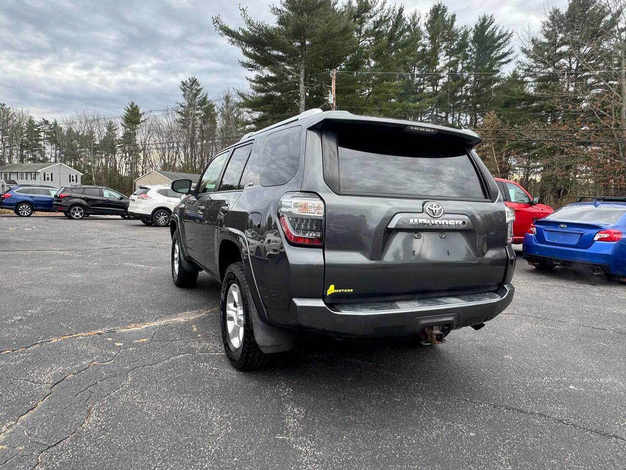 Used 2015 Toyota 4Runner SR5 image 6