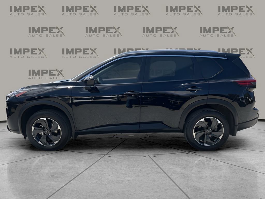 Used 2024 Nissan Rogue SV w/ SV Premium Package AWD/4WD image 2