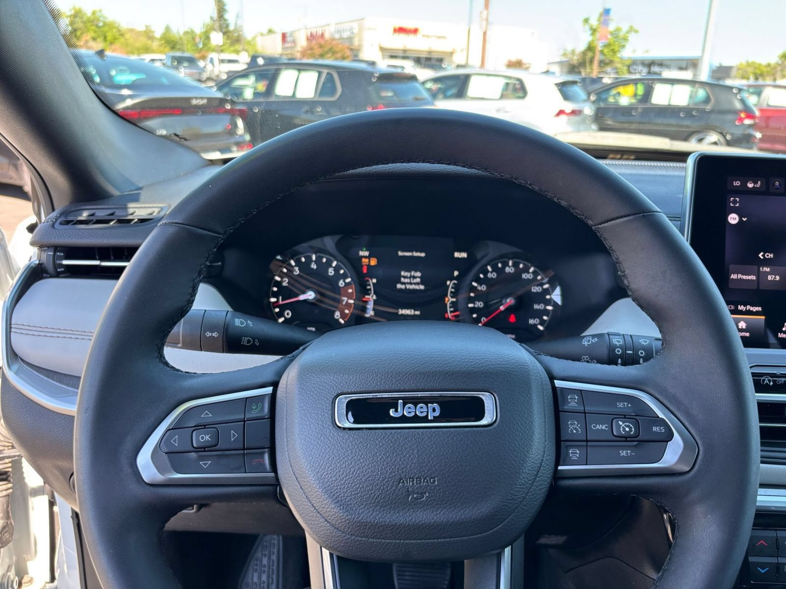 Used 2025 Jeep Compass Limited AWD/4WD image 28