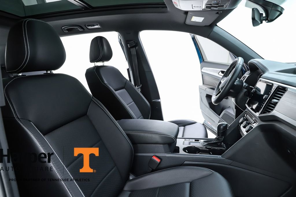 Used 2023 Volkswagen Atlas Cross Sport SE w/ Panoramic Sunroof Package FWD image 75