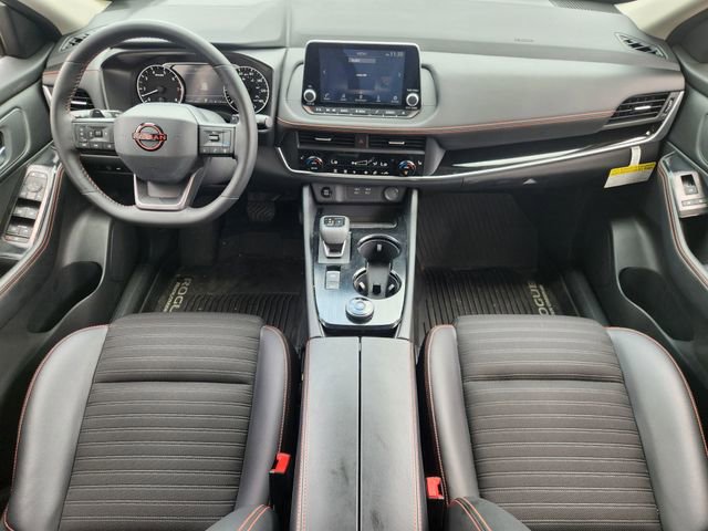 Used 2025 Nissan Rogue SV AWD/4WD image 21