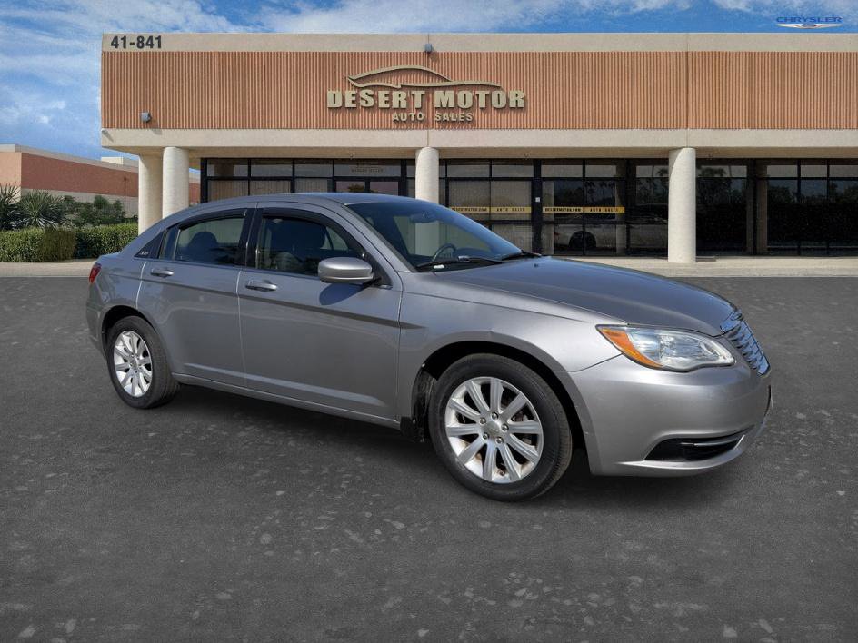 Used 2013 Chrysler 200 Touring FWD image 1