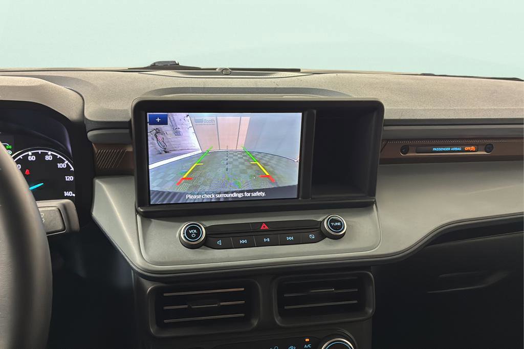 Used 2023 Ford Maverick Lariat w/ Lariat Luxury Package image 19