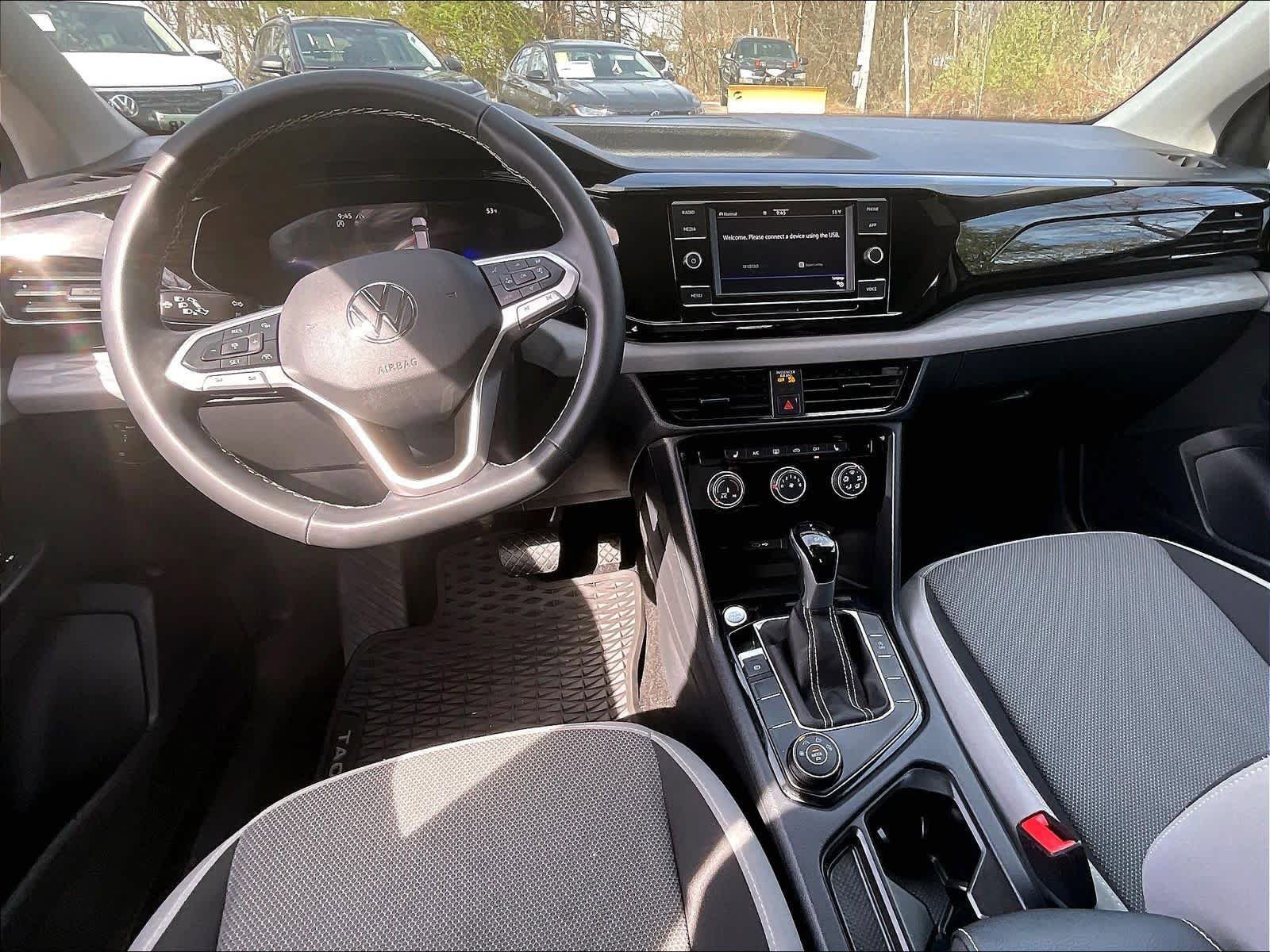 Certified 2024 Volkswagen Taos S AWD/4WD image 21