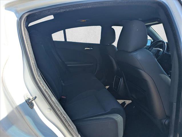 Used 2018 Dodge Charger SXT image 18